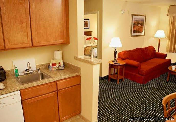 Towneplace Suites Thousand Oaks Ventura County Eksteriør billede